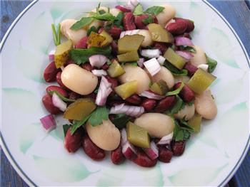 Lcker nyttig sallad p bnrester